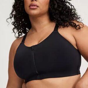 TORRID CURVE Size 46C Black Sports Bra Wire-Free Hi-Impact Zip-Front